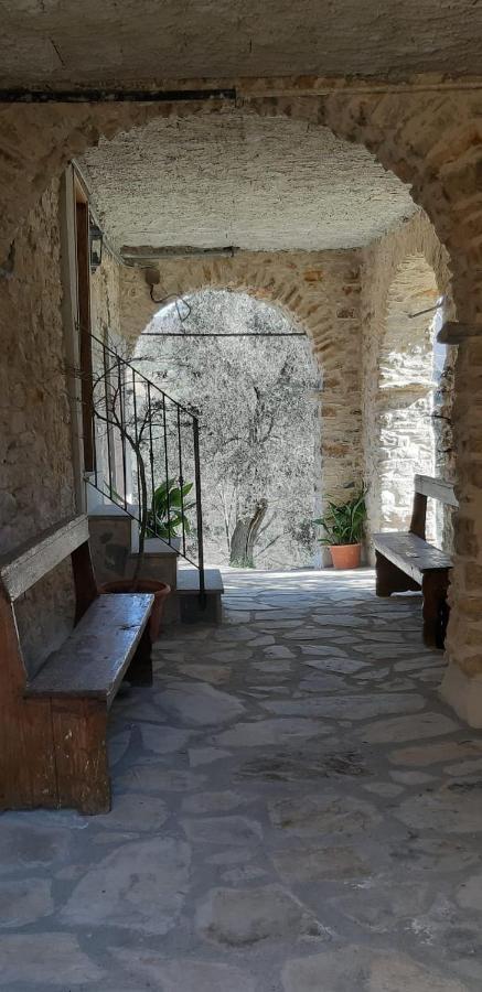Villa Casa Mariella Caravonica Exterior foto